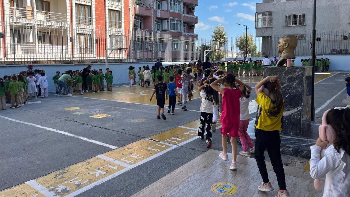 Dede Korkut İlkokulu Deprem Tahliye Tatbikatı